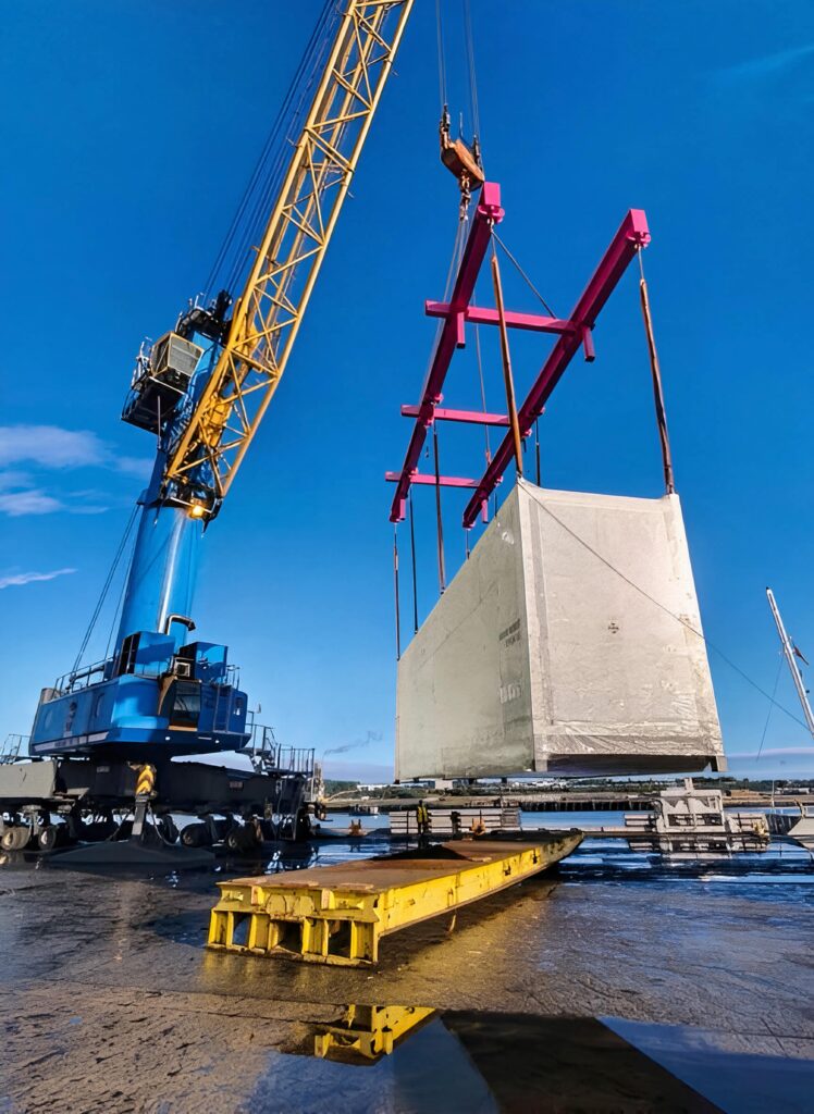 adjustable lifting frame in action