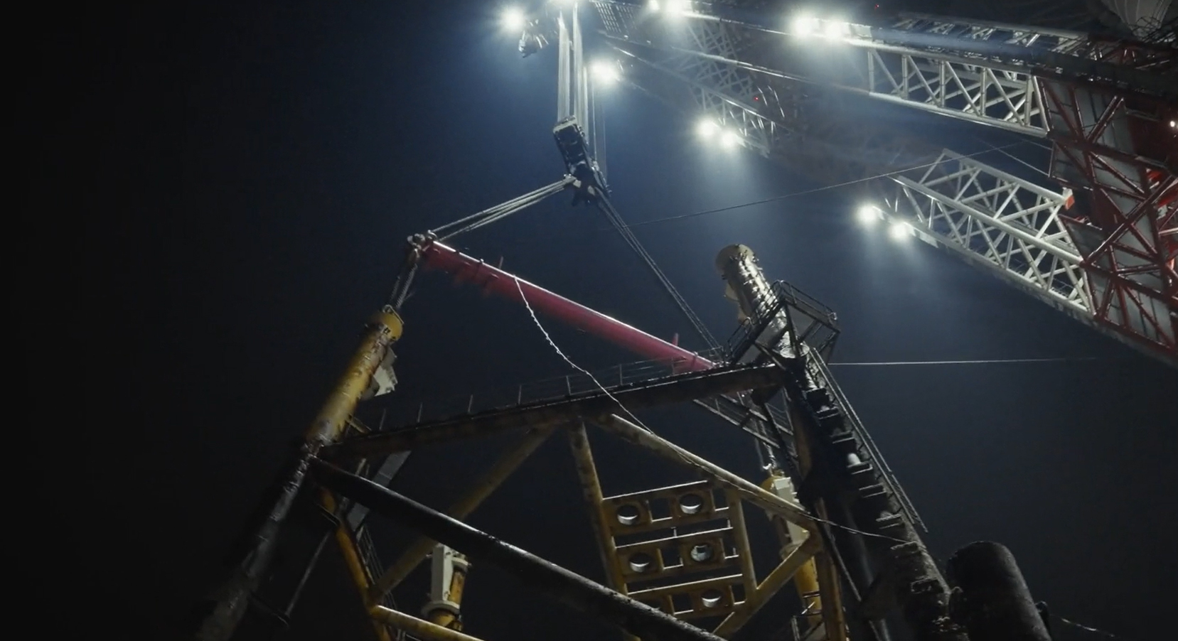 Multisec heavy-lift equipment project